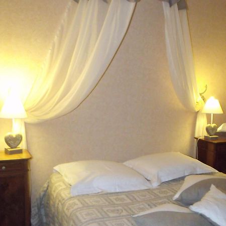 Relais Saint Louis, Logis Hotel เบลแลม ภายนอก รูปภาพ